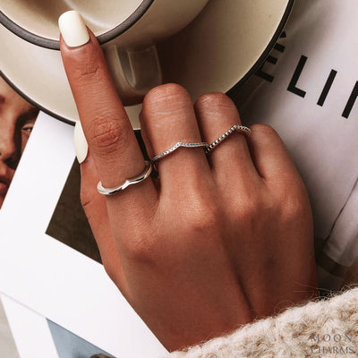 Sparkling & Polished Wishbone Ring